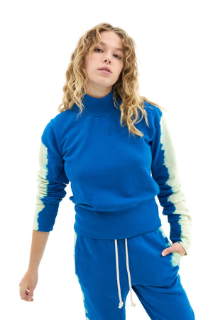Discoloration Mock-neck Sweat